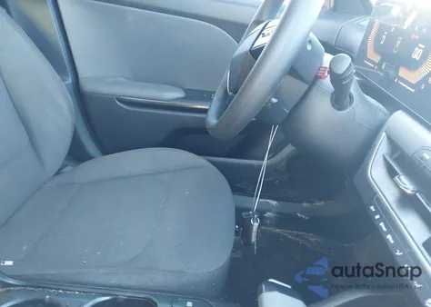 2025 Kia K4 Lxs из США, поврежденный, VIN 3KPFT4DE8SE012485